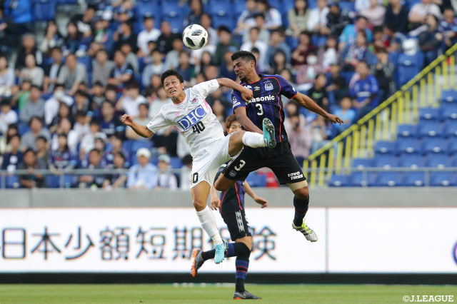 小野 裕二（鳥栖）は得点こそなかったものの劣勢となったチームを前線から鼓舞し続けた【明治安田Ｊ１ 第11節 Ｇ大阪vs鳥栖】