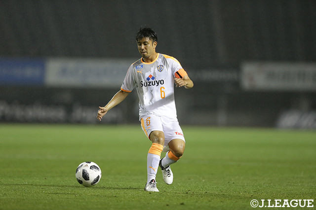 Ｊ１通算100試合出場を達成した竹内 涼（清水）だが、勝利で飾ることはできず【明治安田Ｊ１ 第12節 広島vs清水】