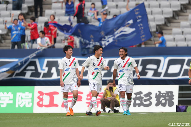 試合を決める4点目を奪った中島 裕希（#30）。町田の勝利を決定づけた【明治安田Ｊ２ 第12節 東京Ｖvs町田】