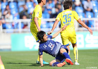 90分に投入された枝村 匠馬がゴールを決め、劇的勝利を収めた福岡が3位に浮上！【明治安田Ｊ２ 第12節 福岡vs山形】