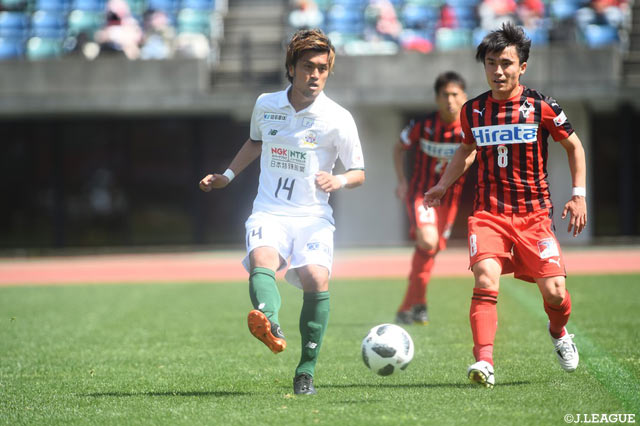 ゴール前でボールを受けた風間 宏希が落ち着いて決め、岐阜が先制に成功【明治安田Ｊ２ 第12節 熊本vs岐阜】