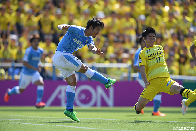 23分、山田 大記が右足を振り抜きゴール！磐田が同点に追いつく【明治安田Ｊ１ 第13節 柏vs磐田】