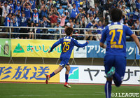 汰木　康也（山形／＃25）の今季初ゴールは勝利を決定的にする追加点！【明治安田Ｊ２ 第13節 山形vs讃岐】