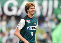 ジョン　ガブリエルのゴールが決勝点となり、相模原がホームで白星を手にした【明治安田Ｊ３ 第10節 相模原vs盛岡】