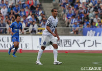 前節に続くゴールが期待されたレアンドロ　ドミンゲス（横浜FC）。惜しい場面は迎えたが得点はならなかった【明治安田Ｊ２ 第13節 町田vs横浜FC】