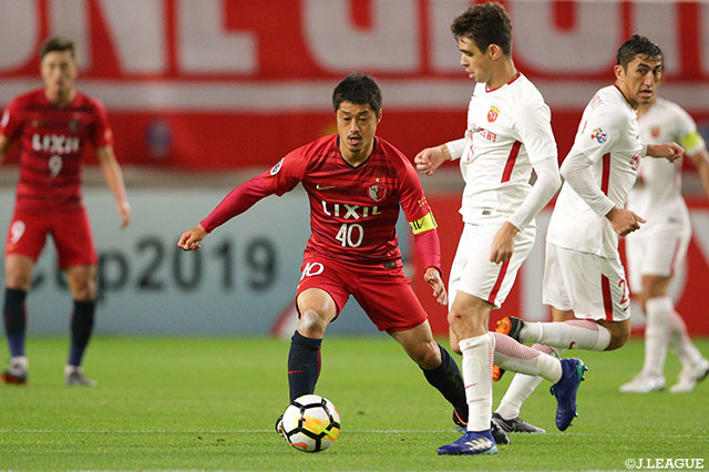 終了間際に金崎との交代で出場した小笠原 満男（鹿島）。試合を落ち着かせ、監督の期待に応えた【ACL ラウンド16 第1戦 鹿島vs上海上港】