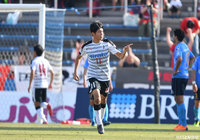 終盤に2得点を挙げる活躍をみせた皆川 佑介（熊本）【明治安田Ｊ２ 第14節 横浜FCvs熊本】