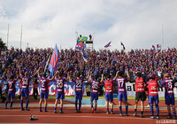 逃げ切った甲府はホームで今季初勝利。また今季初の連勝をサポーターと共に分かち合った【明治安田Ｊ２ 第14節 甲府vs栃木】