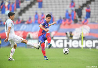 太田 宏介（FC東京）は味方選手に絶妙なクロスを供給するも得点には繋がらず【明治安田Ｊ１ FC東京vs札幌】