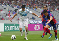 チームトップの5得点を挙げている都倉 賢（札幌）に対しFC東京は厳しくマークした【明治安田Ｊ１ FC東京vs札幌】