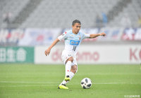 チャナティップ（札幌）はピッチを駆け回り攻撃のチャンスを作った【明治安田Ｊ１ FC東京vs札幌】