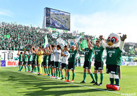 1点を守り切った松本はホームで勝利の報告ができた【明治安田Ｊ２ 第15節 松本vs福岡】