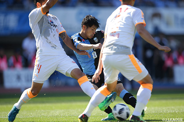 阿部 浩之が反転から左足を振り抜き、川崎Ｆが追加点を決める【明治安田Ｊ１ 第15節 川崎Ｆvs清水】