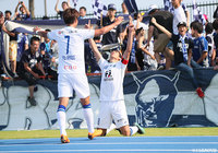 4試合ぶりにゴールを奪ったドゥドゥ(福岡)。アウェイの地まで駆け付けたサポーターの前でこのパフォーマンス【明治安田J2 第16節 水戸vs福岡】