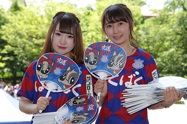 先着10,000名様に「2018ヴァンフォーレ甲府オリジナルうちわ」をプレゼント♪【ルヴァンカップ プレーオフステージ　第1戦 甲府vs浦和】