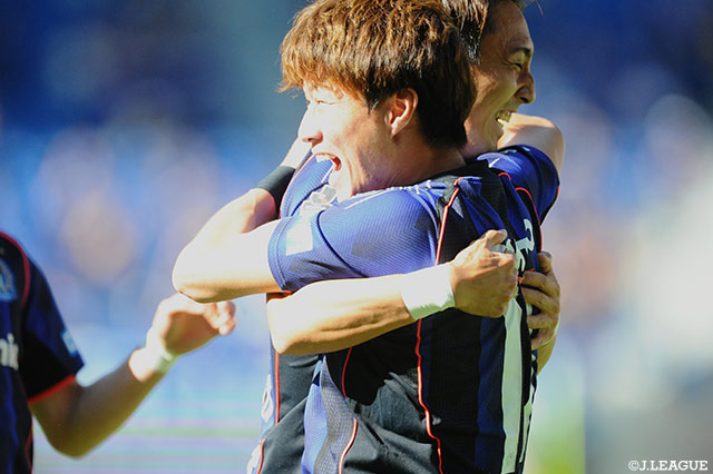 長沢とのワンツーで守備を崩したファン ウィジョが巧みなシュートを放ち、Ｇ大阪が先制に成功【ルヴァンカップ プレーオフステージ　第1戦 Ｇ大阪vs磐田】