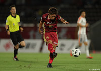 富所 悠（琉球）は75分、ドリブルで持ち運みミドルレンジから強烈なシュートをゴールに突き刺し追加点を奪ってみせた【明治安田Ｊ３ 第12節 琉球vs長野】