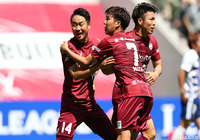 こぼれ球に反応した藤田 直之がダイレクトで流し込み神戸が先制!【ルヴァンカップ プレーオフステージ 第2戦 神戸vs横浜FM】