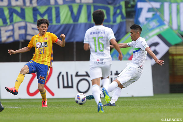 69分に野田 隆之介が左足を振り抜き、湘南が貴重なアウェイゴールを奪う！【ルヴァンカップ プレーオフステージ　第2戦 仙台vs湘南】