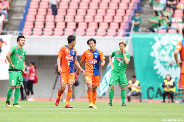 23分に加藤 大（#10）が決めて先制した新潟だったが…【明治安田Ｊ２ 第18節 新潟vs東京Ｖ】