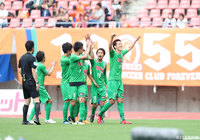 勝ち越しゴールを決めた林 陵平（#11）。東京Ｖはリーグ戦7試合ぶりの勝利を手に入れた【明治安田Ｊ２ 第18節 新潟vs東京Ｖ】