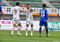 FKを頭で合わせた中島 裕希(#30)の3戦連続弾で町田が先制した【明治安田J2 第18節 徳島vs町田】