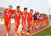 前節まで首位の大分を撃破したホームの愛媛。応援に駆け付けたサポーターに最高のプレゼントができた【明治安田Ｊ２ 第18節 愛媛vs大分】