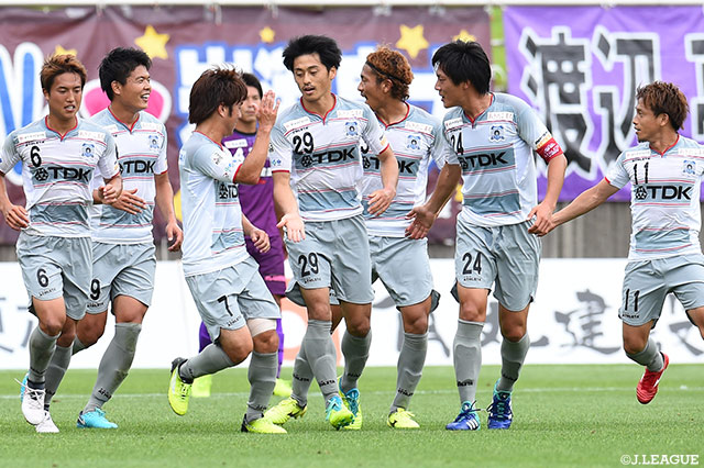 明治安田Ｊ３ 第14節 藤枝vs秋田