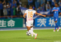 マテウスがマイナスの折り返しを冷静に決め、大宮が追加点を挙げる【明治安田Ｊ２ 第19節 水戸vs大宮】