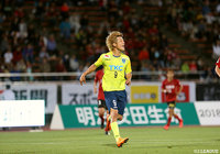 チームメイトを鼓舞する大黒 将志(栃木)【明治安田J2 第19節 金沢vs栃木】