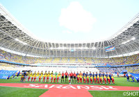 試合前に整列する日本とコロンビアの選手【2018FIFAワールドカップ ロシア GS 第1節 コロンビアvs日本】