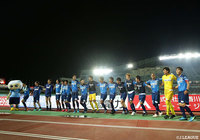 激闘の末に“瀬戸大橋ダービー”を制した讃岐が、今季ホーム初勝利をつかんだ【明治安田Ｊ２ 第20節 讃岐vs岡山】