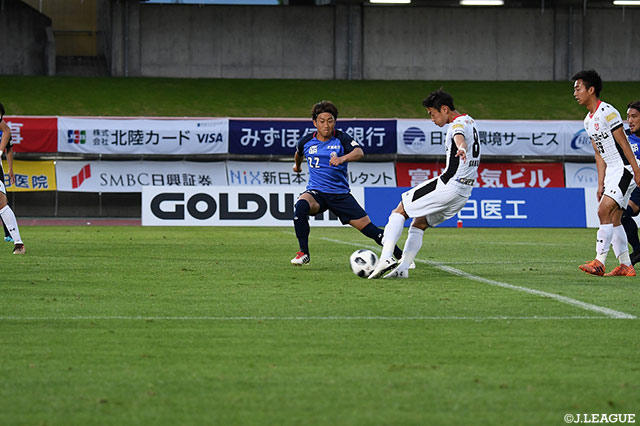 菅本 岳が左足アウトにかけたシュートを決め、盛岡が先制！【明治安田Ｊ３ 第15節 富山vs盛岡】