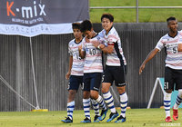 同点弾となる鮮やかなミドルシュートを決めた平川 怜（F東23）【明治安田Ｊ３ 第16節 藤枝vsF東23】