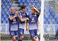 右からの折り返しに右足で華麗に合わせた松田 力(福岡/#17)。DFに当たってゴールに吸い込まれた【明治安田J2 第21節 福岡vs町田】