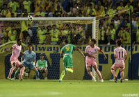 茶島のクロスをラリベイがヘディングで流し込み、千葉が開始早々先制ゴールを獲得!【明治安田J2 第21節 栃木vs千葉】