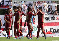 攻撃陣が爆発した琉球。中川 風希（#13）はハットトリックの活躍【明治安田Ｊ３ 第16節 盛岡vs琉球】