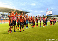 長野がゴールラッシュで快勝！ホームでは第3節以来となる白星を飾った【明治安田Ｊ３ 第17節 長野vs富山】