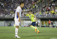 右サイドからのクロスボールを西谷 和希（栃木）が頭で流し込んで先制点を奪取！【明治安田Ｊ２ 第23節 栃木vs山形】