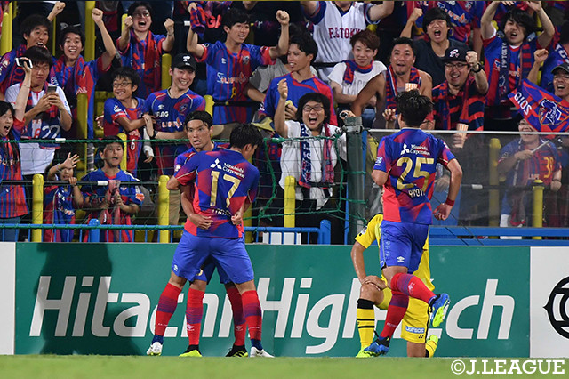 東　慶悟のクロスが相手のオウンゴールを誘発し、FC東京が先制！【明治安田Ｊ１第16節柏vsFC東京】