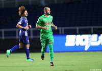 残り時間10分で投入されたレアンドロ(東京V)。これからの活躍が期待される【明治安田J2 第24節 福岡vs東京V】