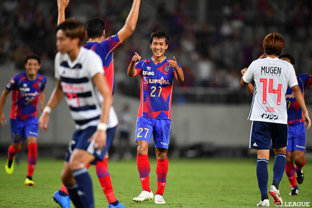 キーパーをかわしゴールを決めた田邉 草民（FC東京）。嬉しい今季初ゴールだ【明治安田Ｊ１ 第17節 FC東京vs横浜FM】