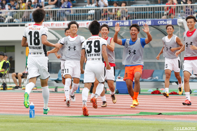 年に一度の北上開催。小谷 光毅（#39）と宮市 剛（#18）の活躍で盛岡がG大23に初勝利！【明治安田Ｊ３ 第19節 盛岡vsG大23】