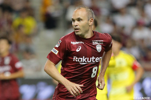 待望の加入後初先発を飾ったイニエスタ（神戸）【明治安田Ｊ１ 第18節 神戸vs柏】