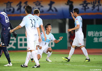 試合終了間際に途中交代の都倉 賢（札幌/#9）が値千金の決勝弾を奪いこの表情！！【明治安田Ｊ１ 第19節 長崎vs札幌】