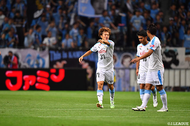 1点ビハインドの78分に川崎Ｆは齋藤 学（#37）を投入【明治安田Ｊ１ 第19節 浦和vs川崎Ｆ】