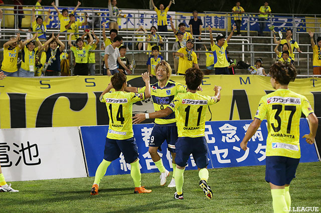 2得点を奪い、チームの勝利に貢献した大黒 将志（栃木/#9）【明治安田Ｊ２ 第27節 栃木vs岐阜】