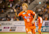 第18回アジア競技大会に臨むU-21日本代表にも選出された神谷 優太(愛媛)。ダメ押しとなる2点目を獲得【明治安田J2 第27節 愛媛vs山口】