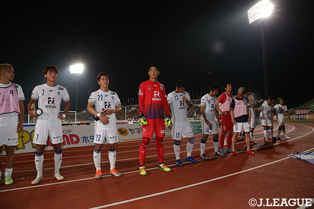 アウェイの福岡が甲府を下して3戦ぶりの白星【明治安田Ｊ２ 第27節 甲府vs福岡】