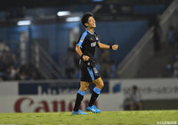 同点ゴールを決めガッツポーズの中野 誠也（磐田）【明治安田Ｊ１ 第20節 磐田vs仙台】